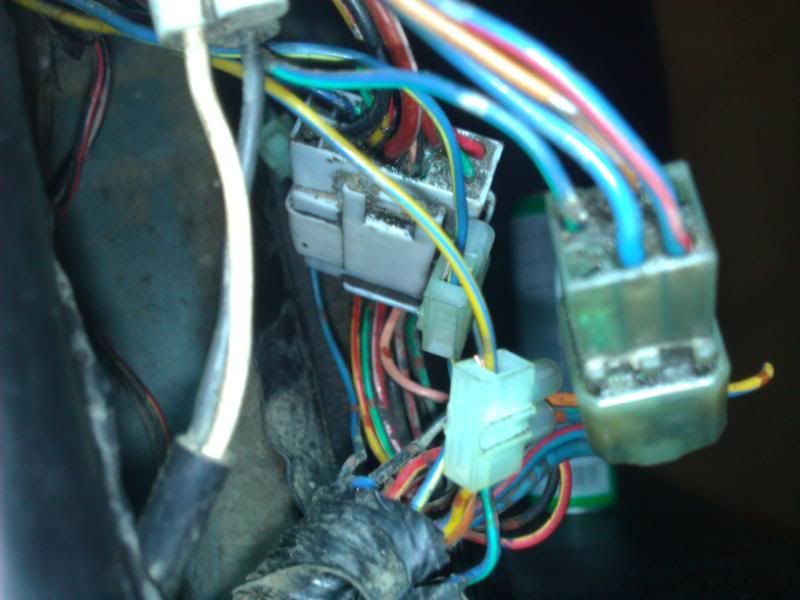 help spotting Fuel Pump wires, and why 2 relays? Suzuki Forums Suzuki Forum Site